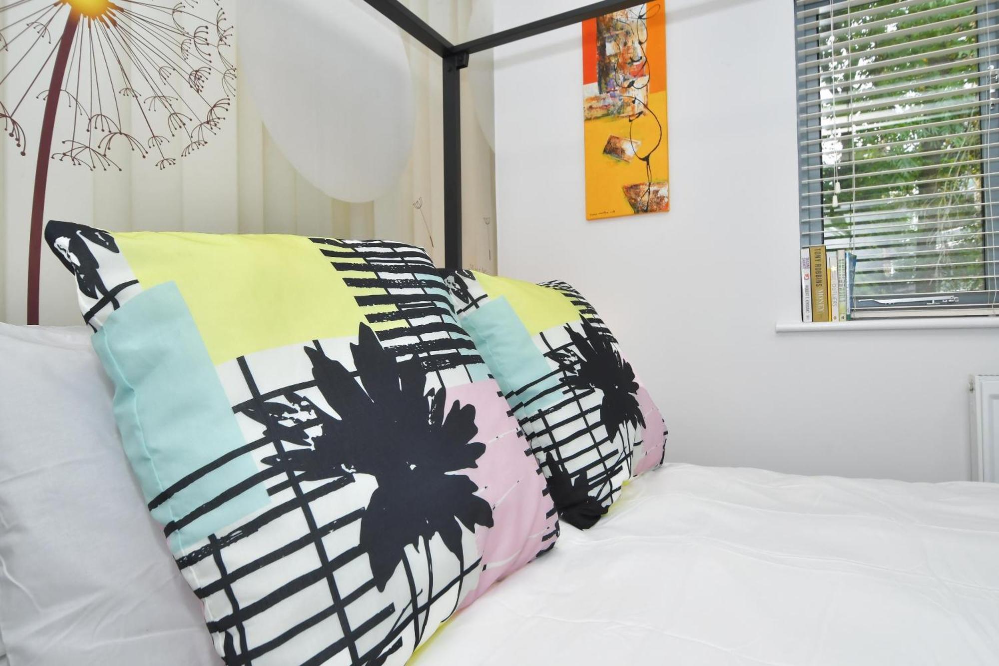 Townhouse @ Aboyne Close Μπέρμιγχαμ Εξωτερικό φωτογραφία