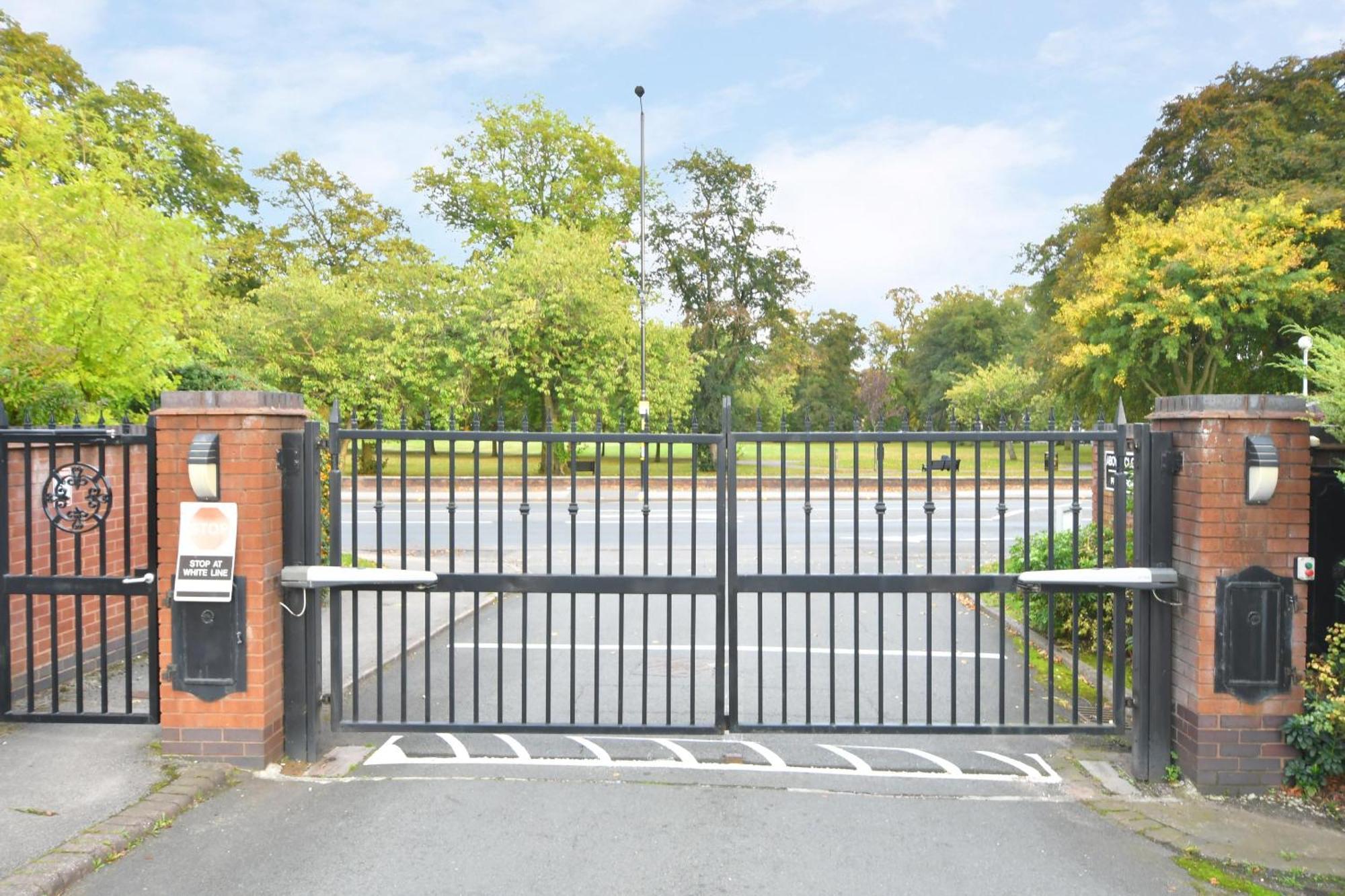 Townhouse @ Aboyne Close Μπέρμιγχαμ Εξωτερικό φωτογραφία